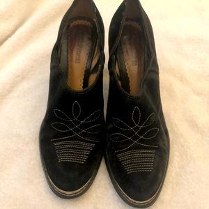 Donald J Pliner booties